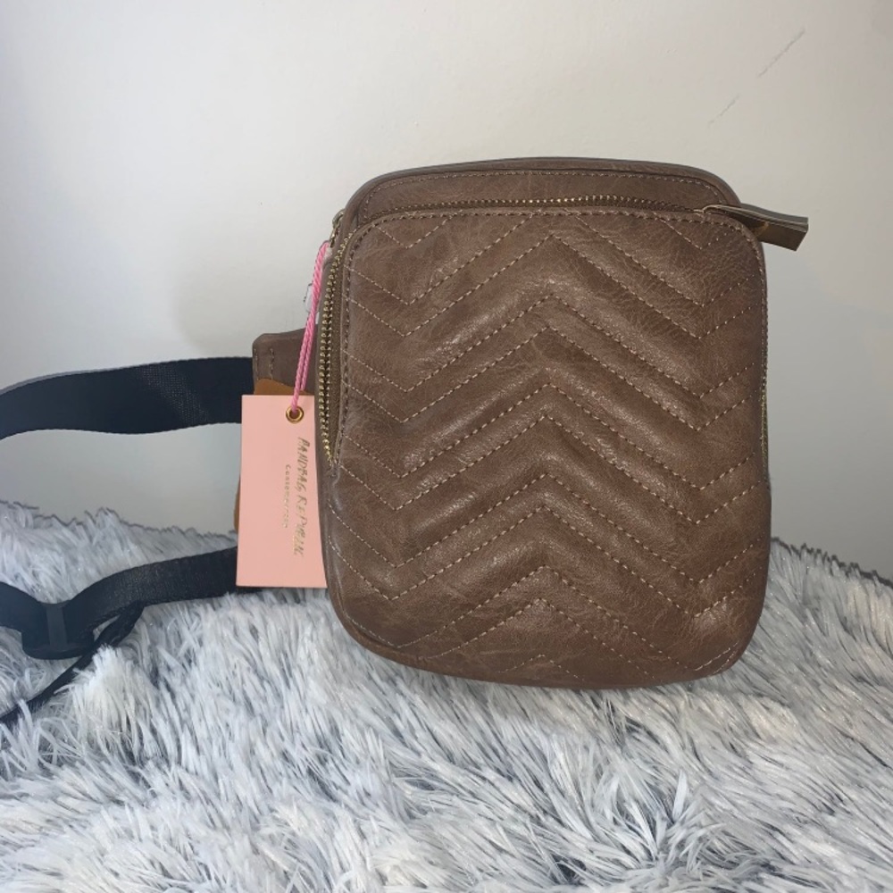 FANNY PACK